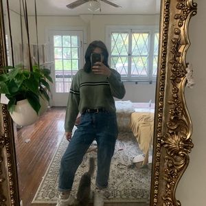 Meet your Posher, Simone